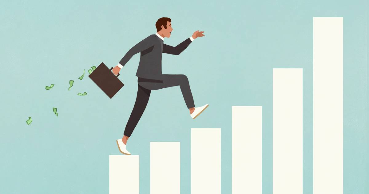 Google, Amazon sweeten compensation for top performers