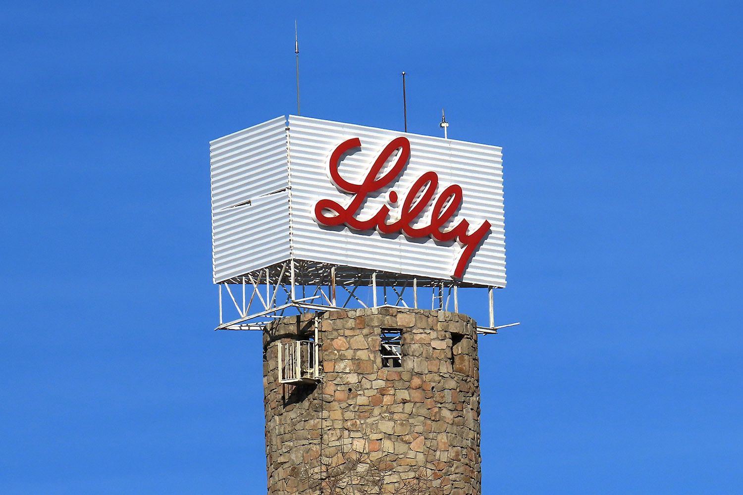 A look into Eli Lilly’s sustainability efforts and what it suggests about the trend in Big Pharma