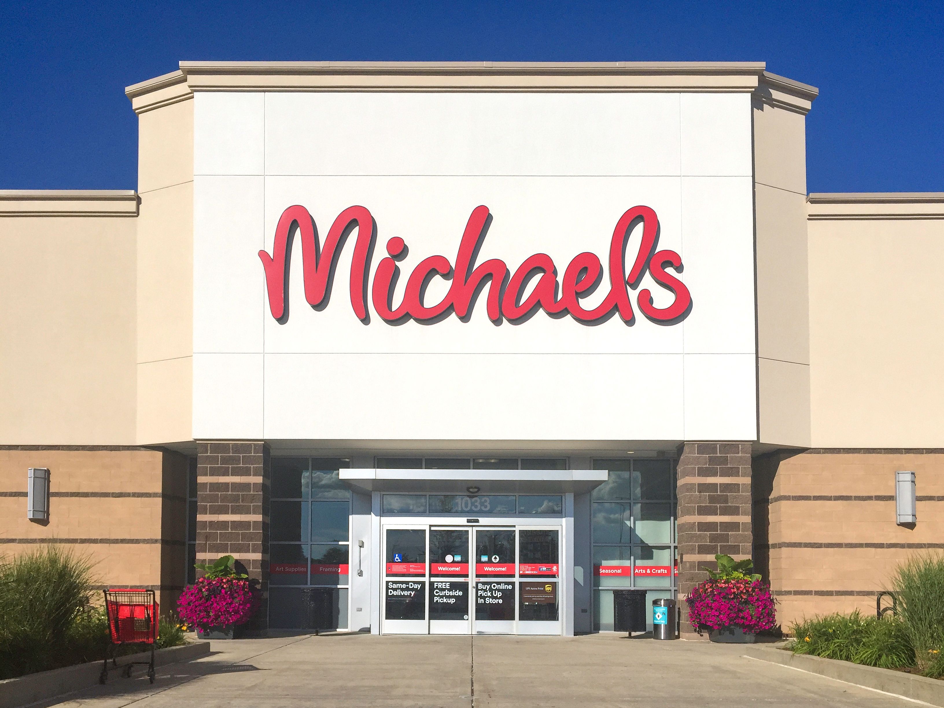 Michaels expands party assortment, adds in-store experiences