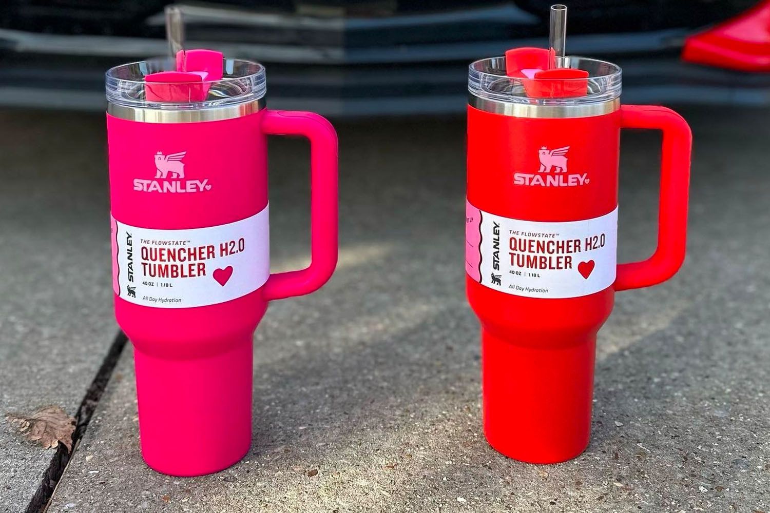 New PINK Parade 40oz Quencher H2.0 Mugs Cups Camping Travel Car