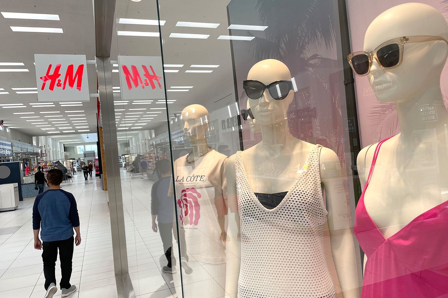 H&M is making digital twins of models