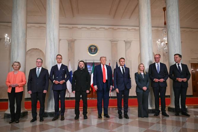  European Commission President Ursula von der Leyen, British Prime Minister Keir Starmer, Finnish President Alexander Stubb, Ukrainian President Volodymyr Zelensky, US President Donald Trump, French President Emmanuel Macron, Italian Prime Minister Giorgia Meloni, German Chancellor Friedrich Merz and NATO Secretary-General Mark Rutte 