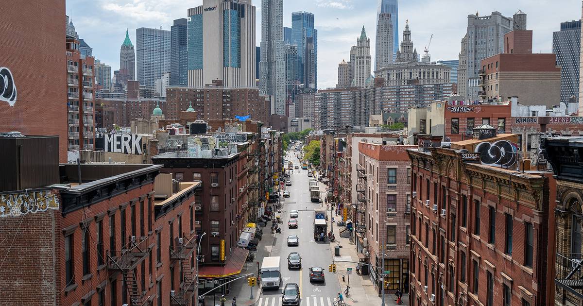 NYC bans landlords from pushing broker fees onto tenants