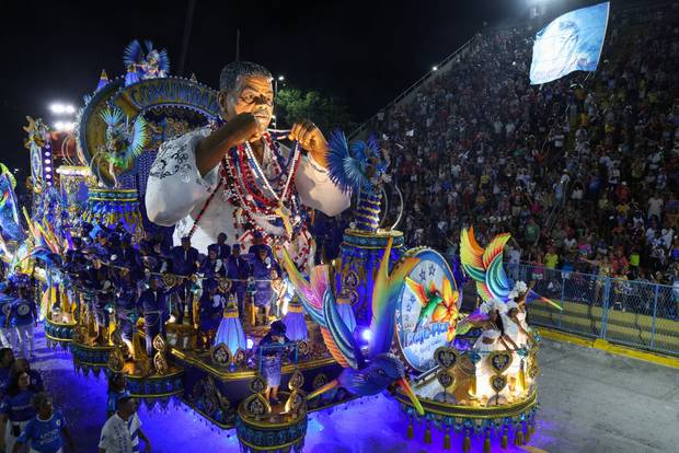 Members of Beija-Flor de Nilopolis perform during the 2025 Carnival parades at Sapucai Sambodrome on March 4, 2025