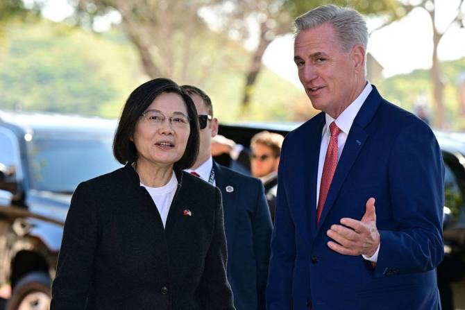 House Speaker Kevin McCarthy with Taiwan's president