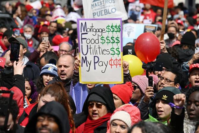 Los Angeles school staff strike for higher wages