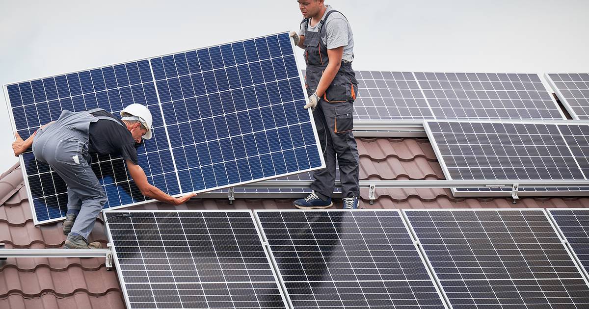 The loss of solar tax credits may deliver a ‘significant blow’ to residential solar industry