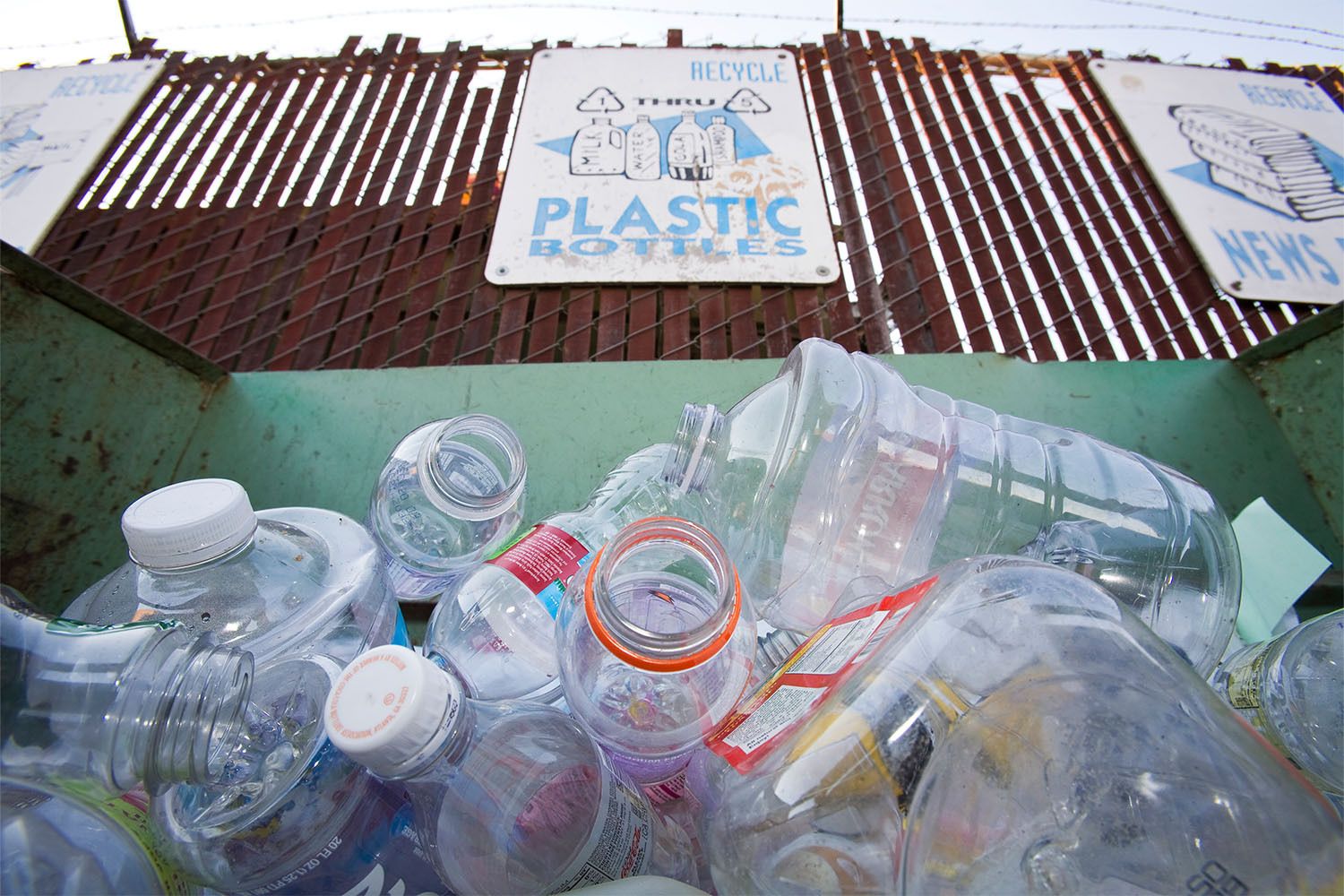 Less than 5 of US plastic was actually recycled last year, says Greenpeace
