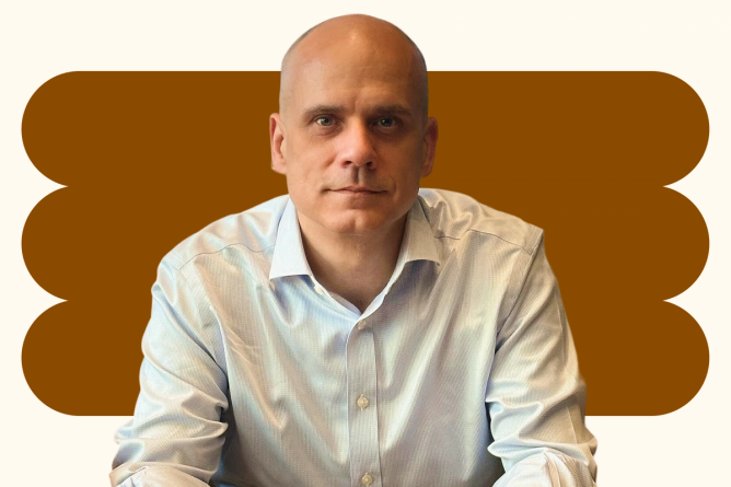 A portrait of Chris Smith, the CFO of Clean Choice against a beige background.
