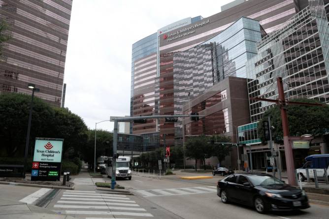 Photo of the exterior of Texas Children's Hospital during the Covid-19 pandemic in 2020.