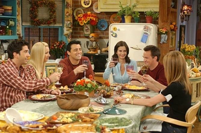 Thanksgiving scene from Friends