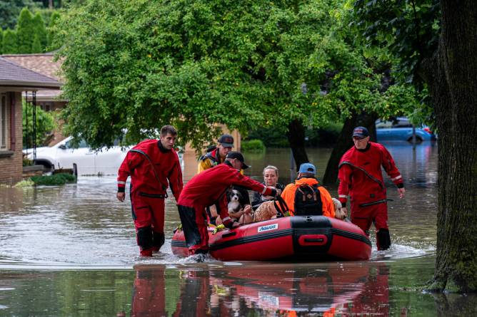 a rescue raft in wisconsin flooding