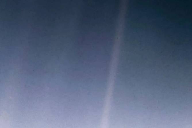 The Pale Blue dot photo taken by Voyager 1