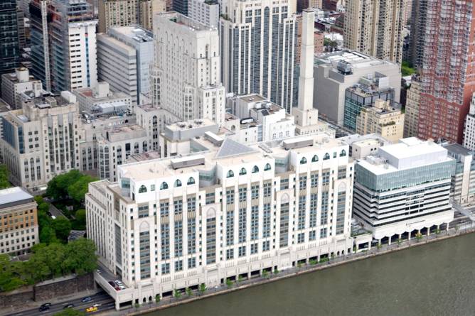 aerial shot of newyork-presbyterian