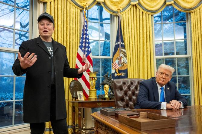 Elon Musk and Donald Trump in the Oval Office