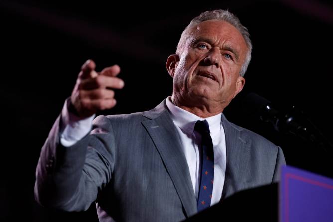 Robert F. Kennedy Jr. speaks during a campaign rally for Republican presidential nominee, former President Donald Trump at Macomb Community College