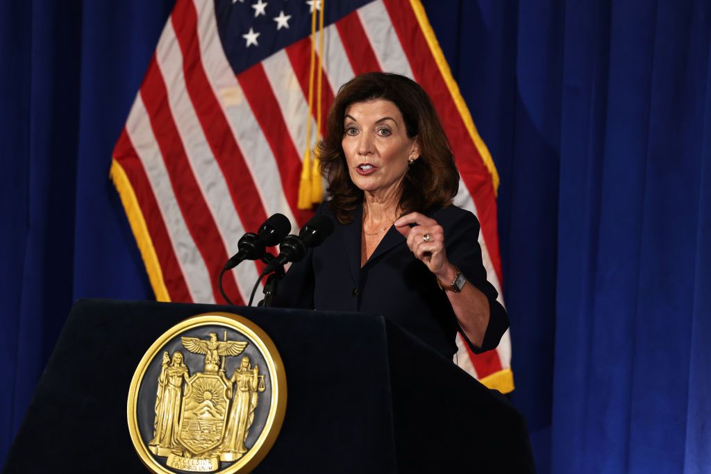 NY Gov. Kathy Hochul Calls On Social Media Platforms To Moderate Hate ...