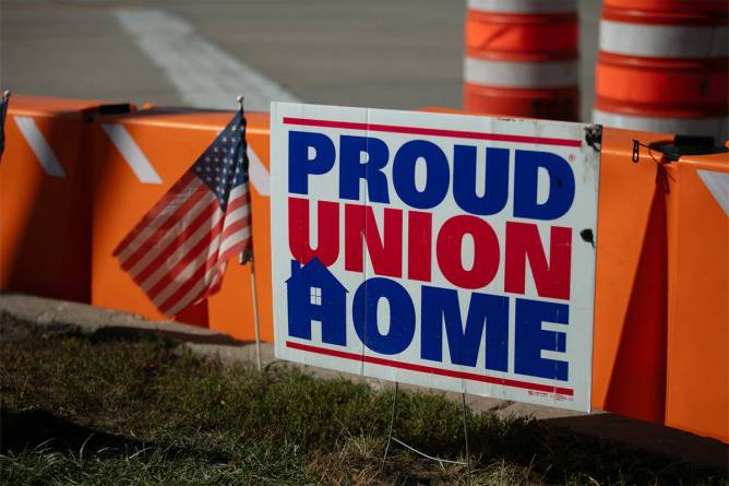 A labor union yard sign