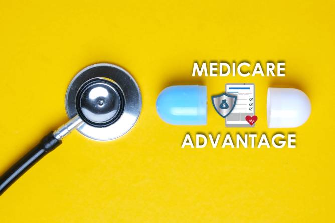 a yellow graphic that says medicare advantage