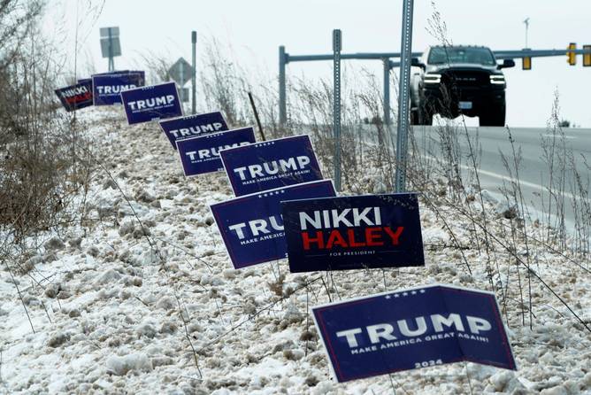 Campaign signs in New Hampshire