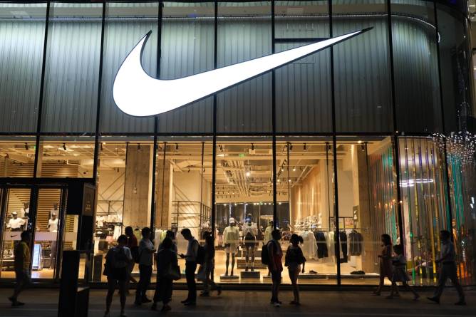 Nike earnings China