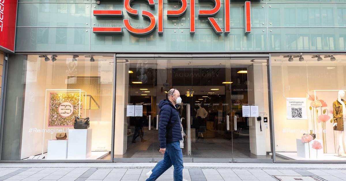 stijl Expertise mozaïek Esprit's coming back to the US, but the brand faces unique challenges