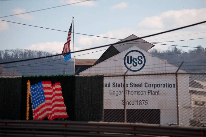 A US Steel plant