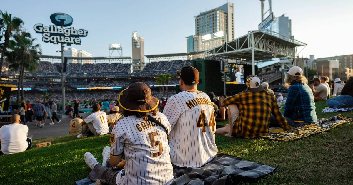 Inside one insurance company’s unorthodox approach to sports sponsorships Inside one insurance company’s unorthodox approach to sports sponsorships
