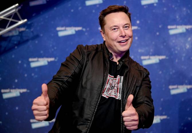 BERLIN, GERMANY DECEMBER 01:  SpaceX owner and Tesla CEO Elon Musk arriv...