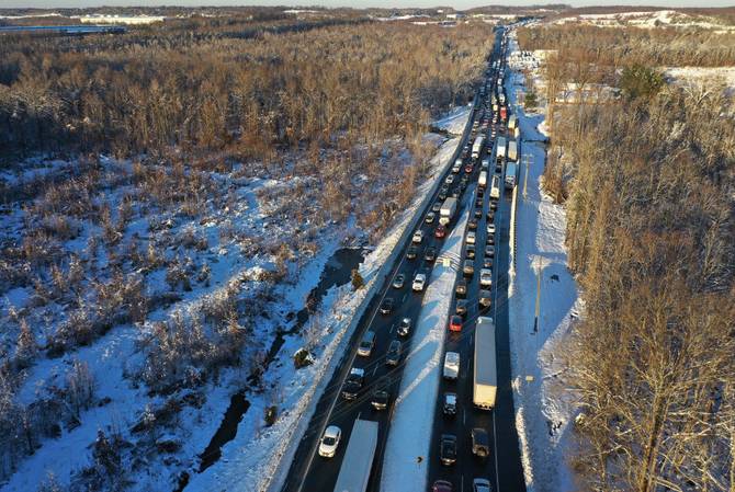 Traffic backed up on I-95