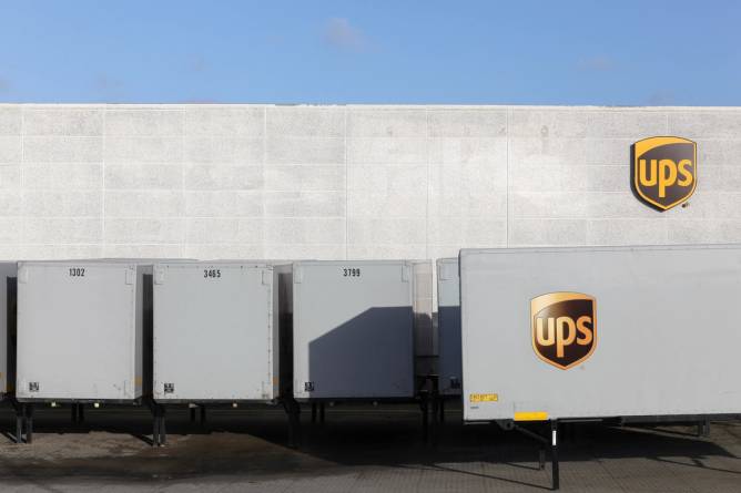 UPS missed earnings