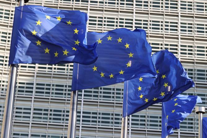 a row of EU flags