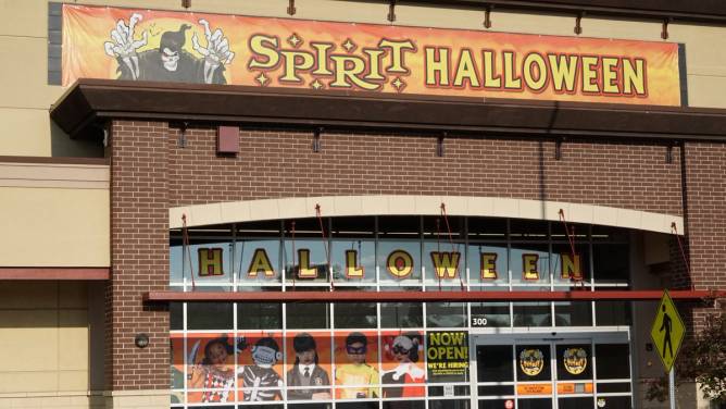 Spirit Halloween retail store