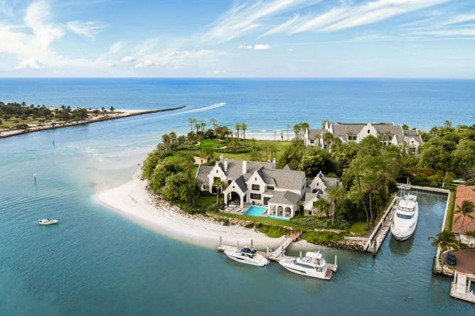 Gordon Pointe mansion in Florida