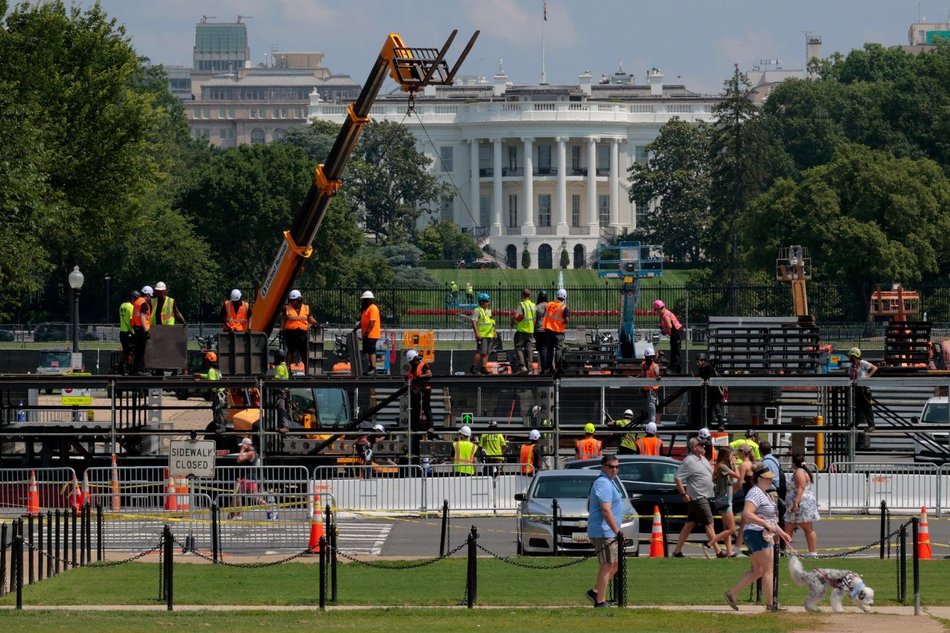 construction crews ready washington, dc, for parade