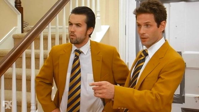 Scene from Always Sunny in Philadelphia about real estate agents