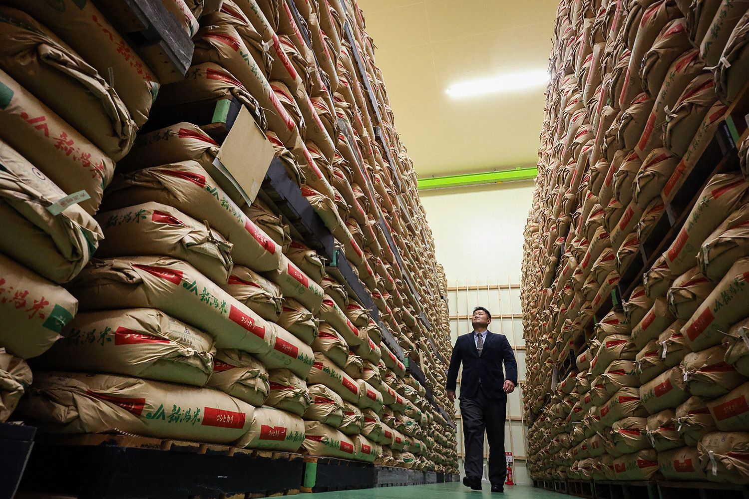 Japan eats Korean rice during shortage