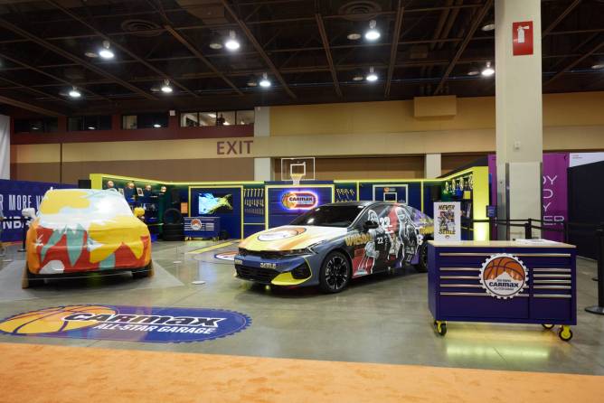CarMax's All-Star Garage activation