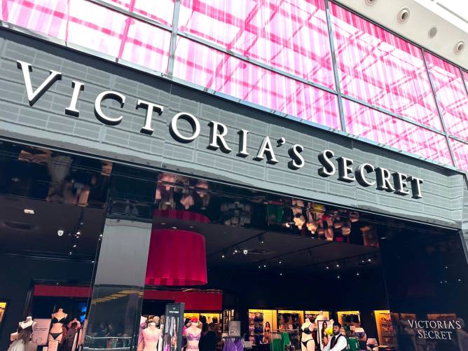 Victoria's Secret external shop signage