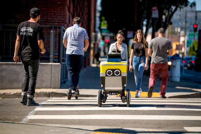 Serve Robotics delivery robot in a crosswalk