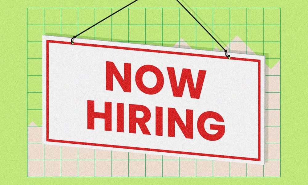Sign that says “now hiring”