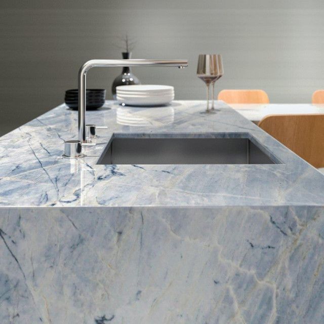 Cuarcita – IJEN BLUE — el material en un ambiente