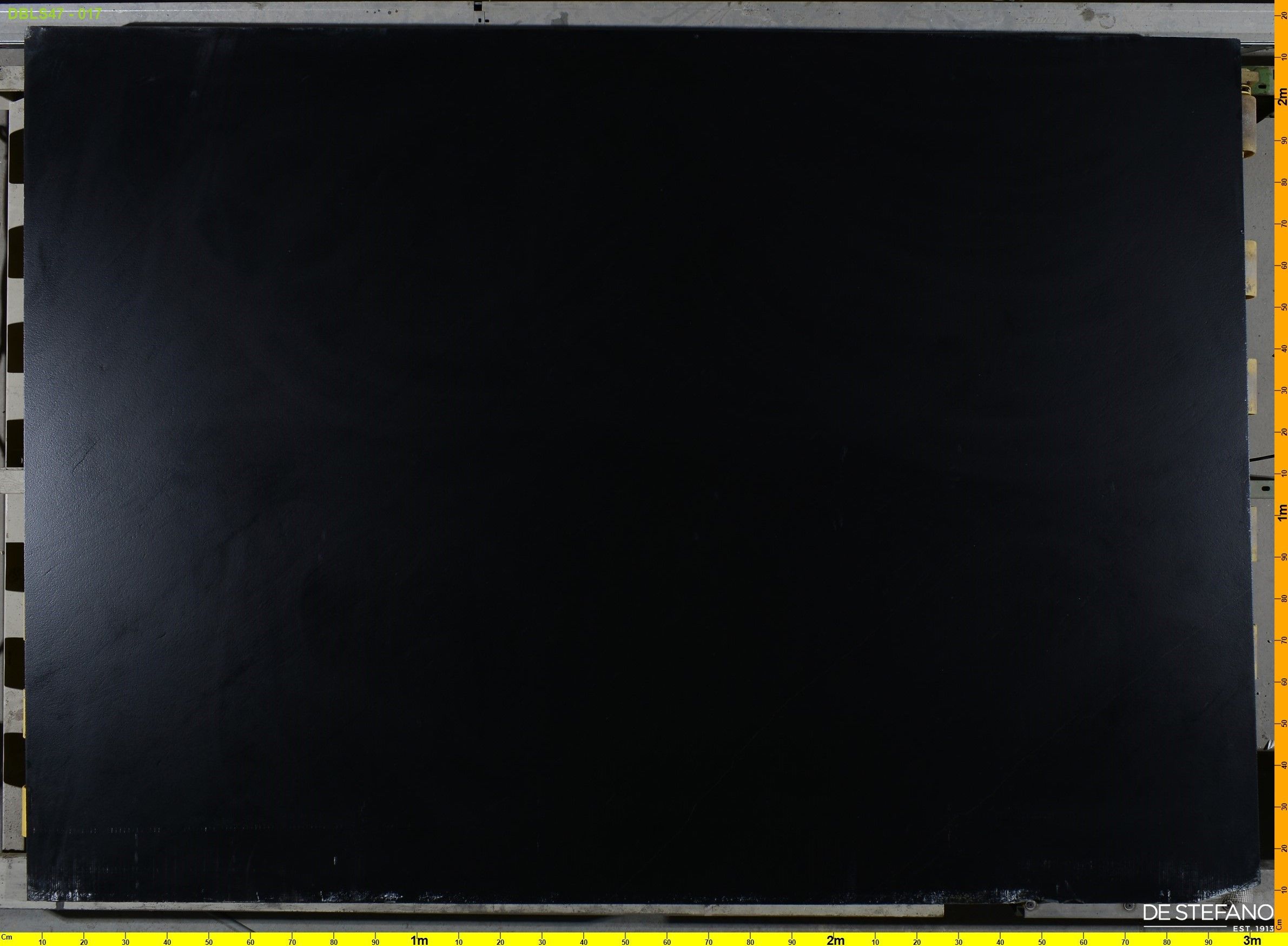 Cuarcita – Black Salinas — placa entera