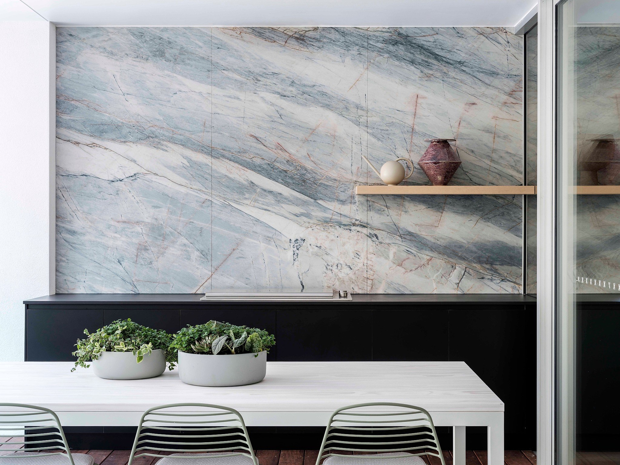 Cuarcita – IJEN BLUE — el material en un ambiente