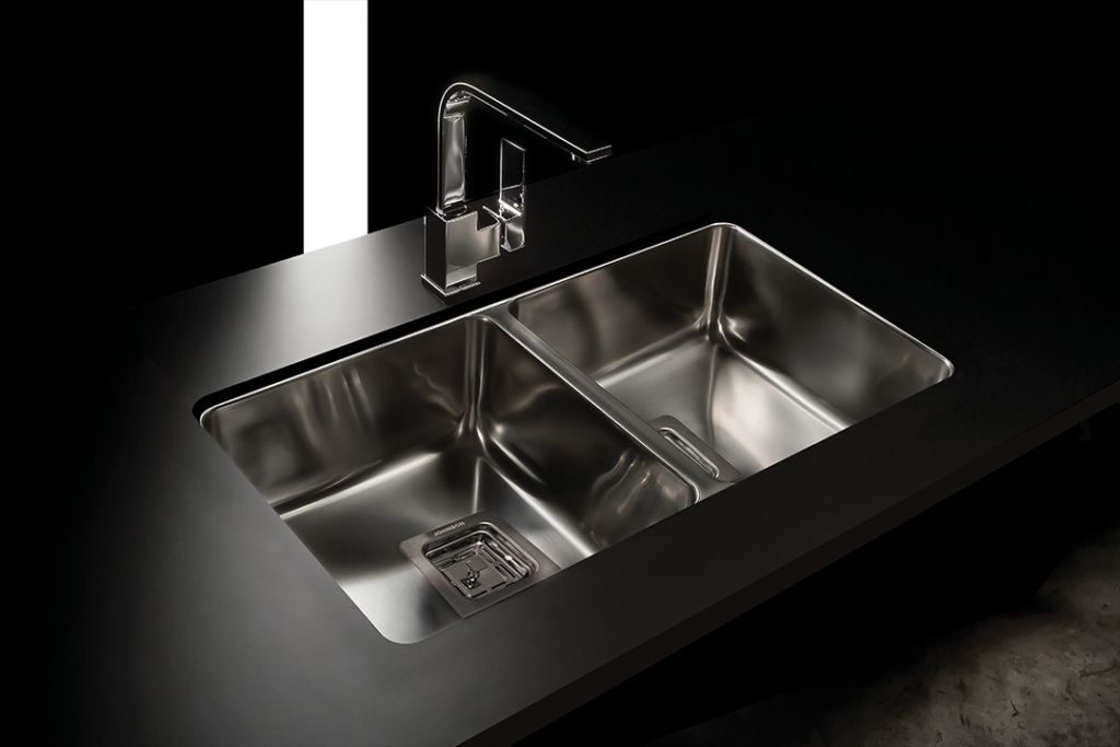 Modelo Quadra Q76 — Mármol