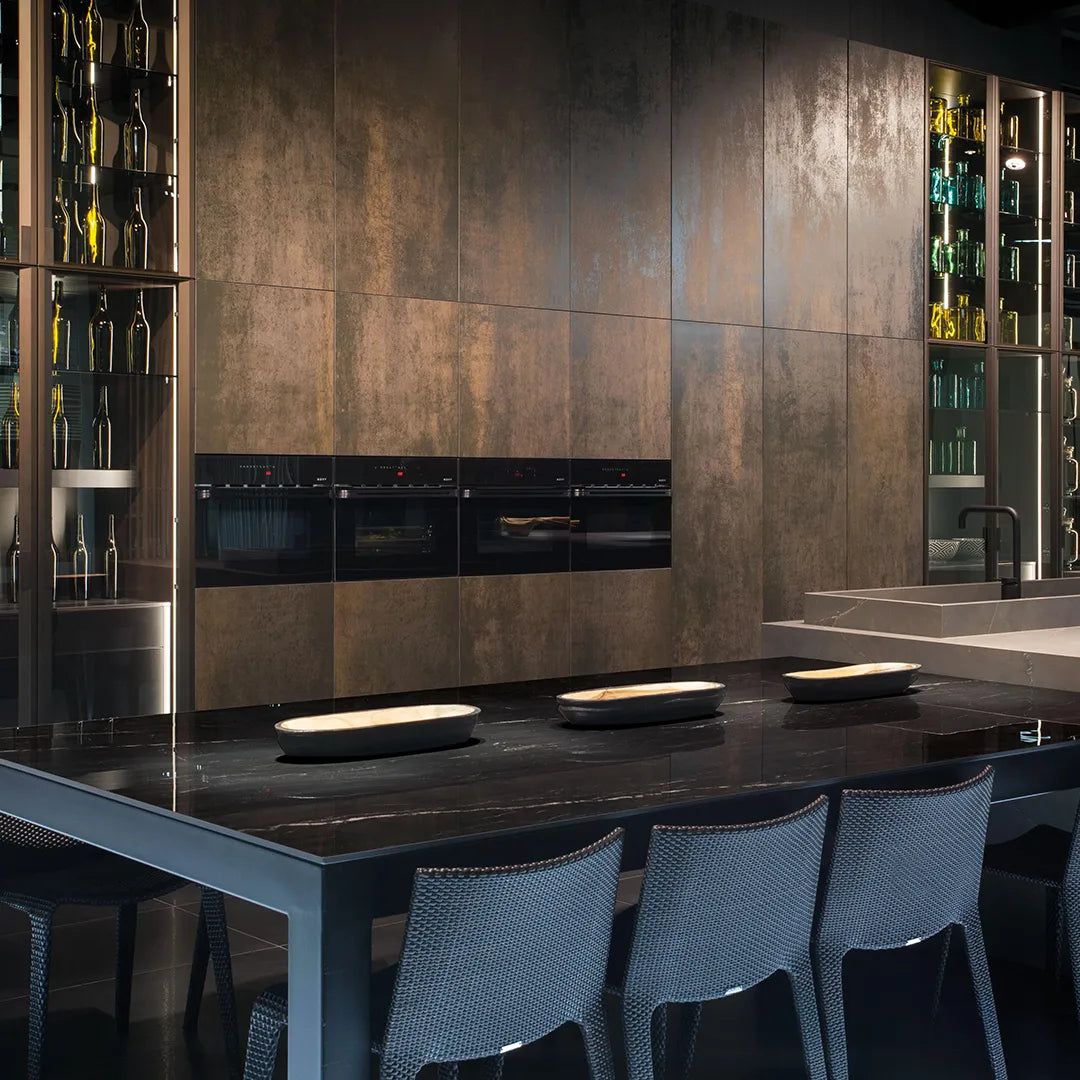Purastone prima – Titanium Black — el material en un ambiente