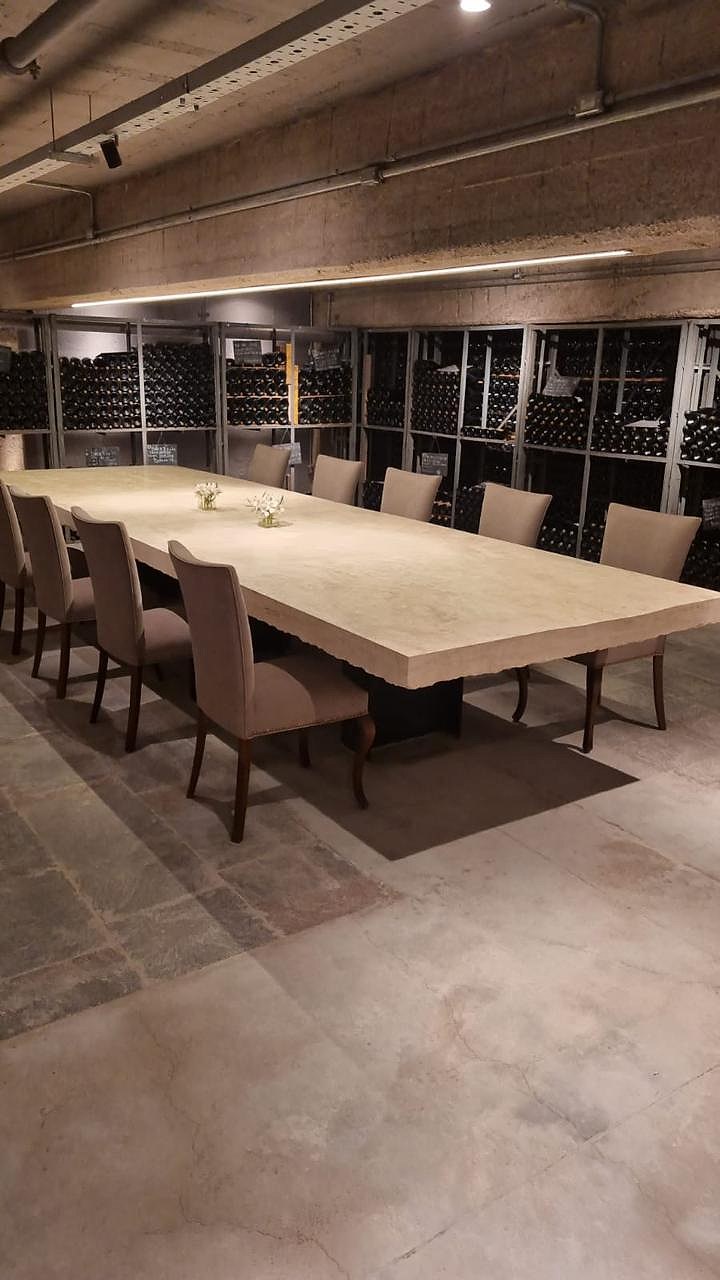 Mesa Chandon — Travertino