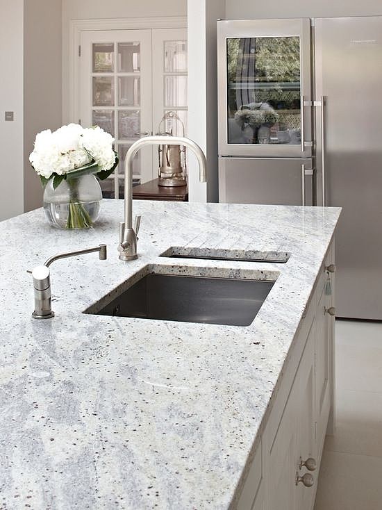Granito – Kashmir White — placa entera