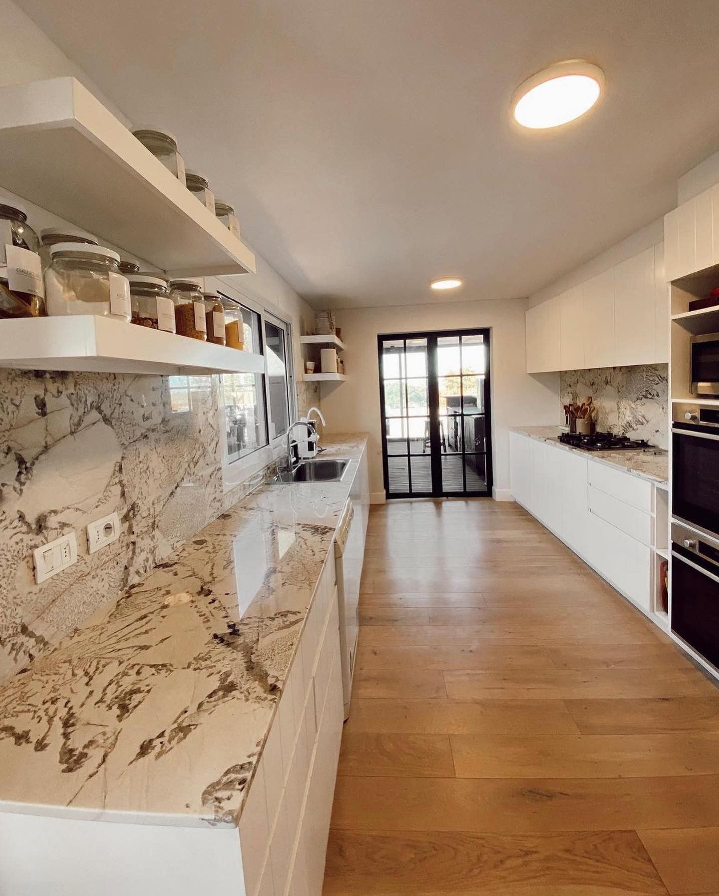 Granito – Alpinus — placa entera