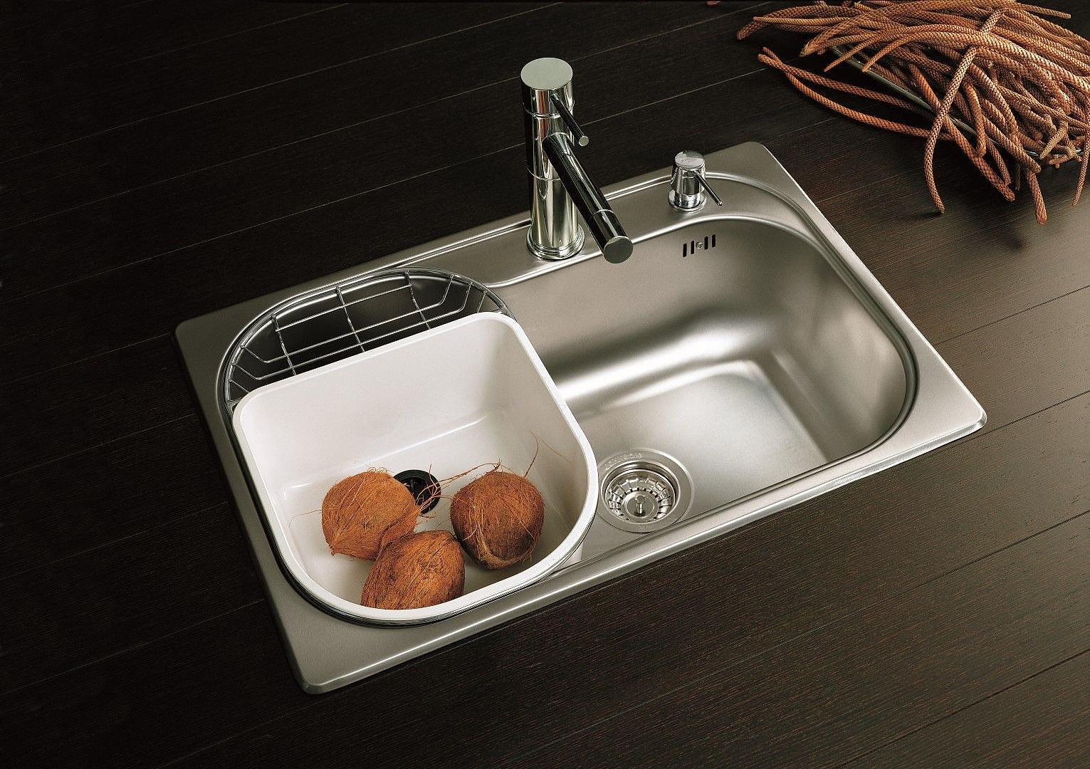 Modelo Luxor Compact SI71 A — Johnson Acero